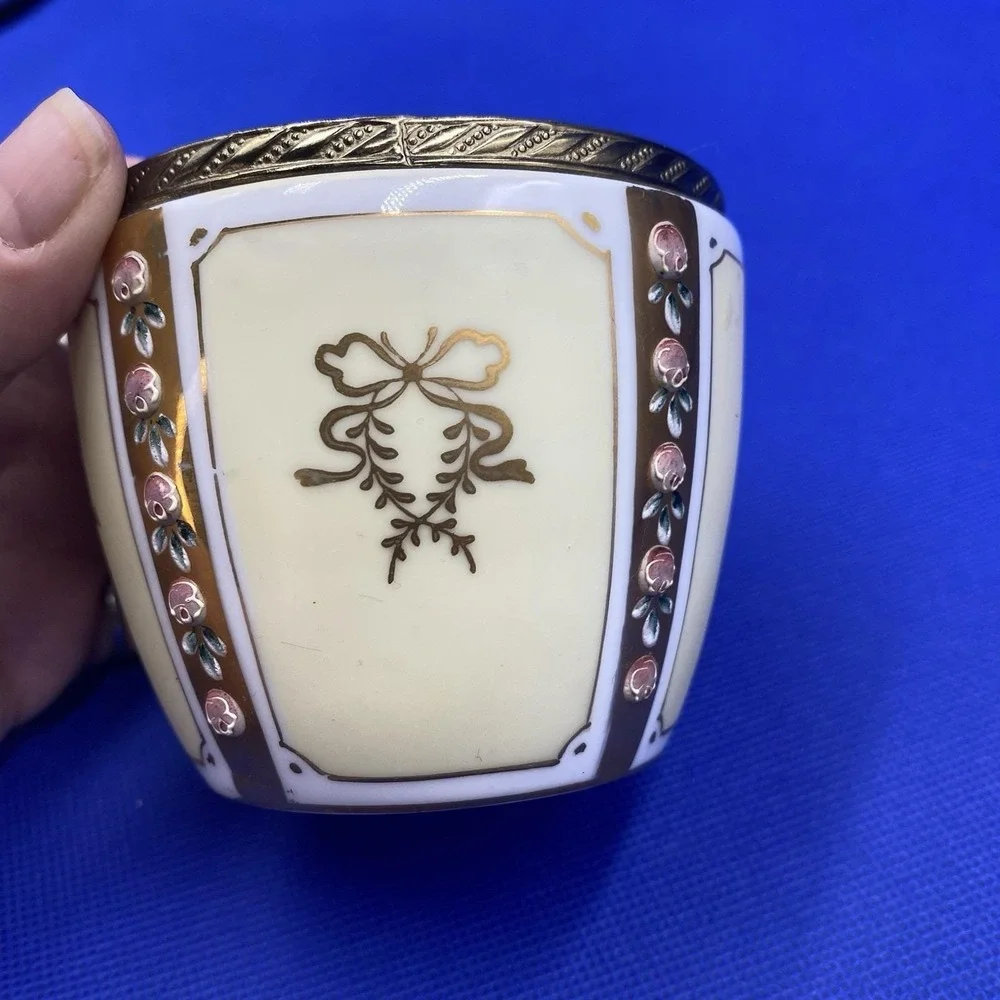 Vintage Vanity Box Ardalt Lenwile Porcelain Floral 5